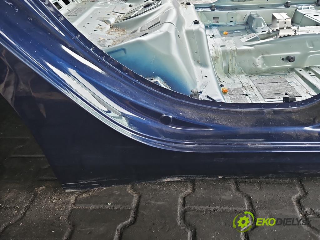 Fiat Tipo II 2015- 1.4 16V 95 HP manual 70 kW 1368 cm3 5- Práh: pravý  (Karoséria ostatné)