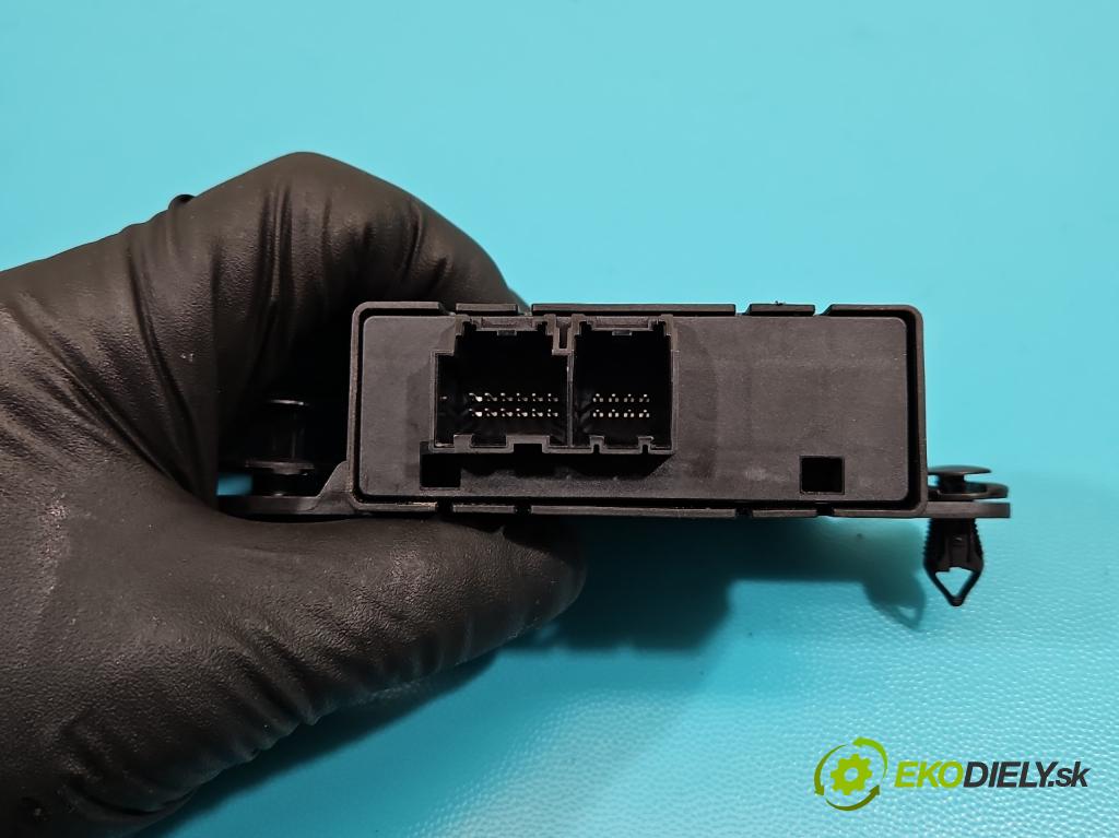 Fiat Tipo II 2015- 1.4 16V 95 hp manual 70 kW 1368 cm3 5- řídící jednotka parkování 52090135