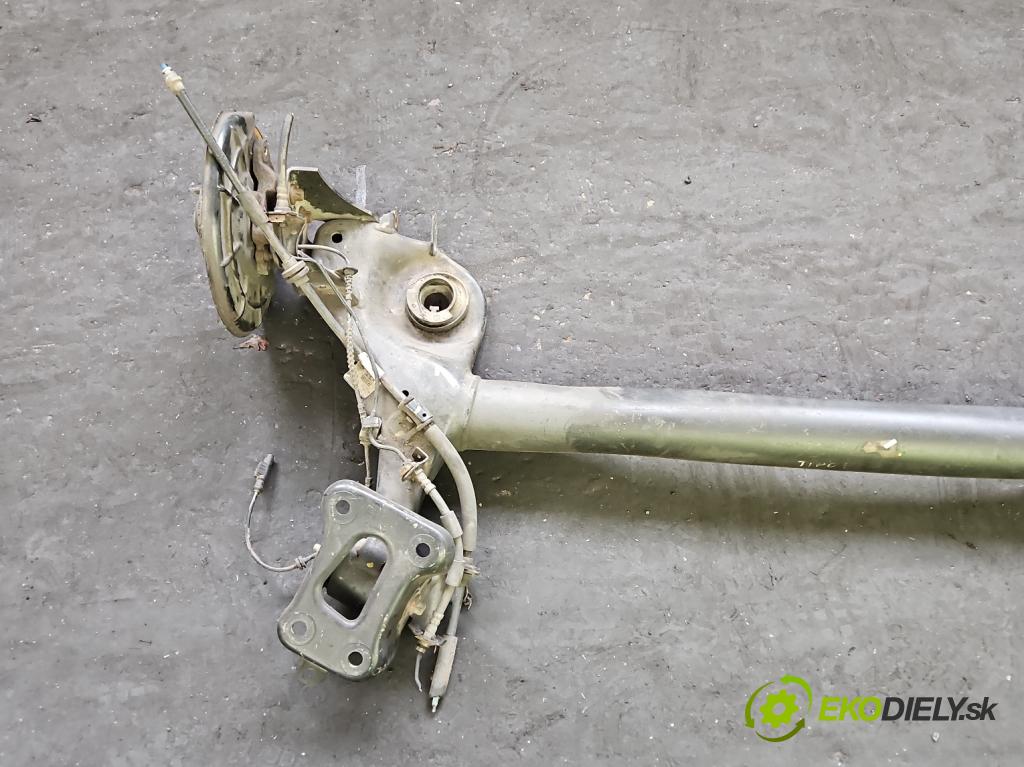 Fiat Tipo II 2015- 1.4 16V 95 hp manual 70 kW 1368 cm3 5- zadní výztuha  (Výztuhy zadní)