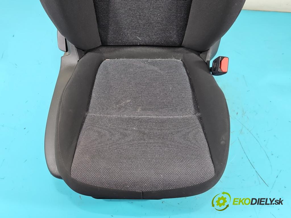 Fiat Tipo II 2015- 1.4 16V 95 HP manual 70 kW 1368 cm3 5- Sedačka pravý  (Sedačka, sedadlo)