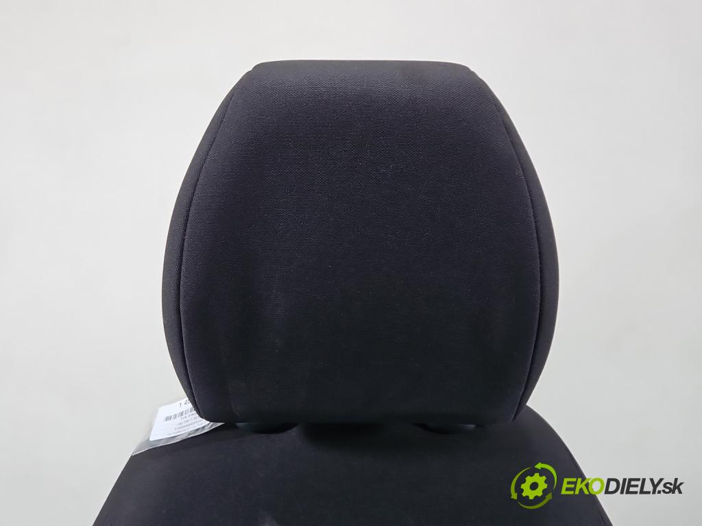 Fiat Tipo II 2015- 1.4 16V 95 HP manual 70 kW 1368 cm3 5- Sedačka pravý  (Sedačka, sedadlo)