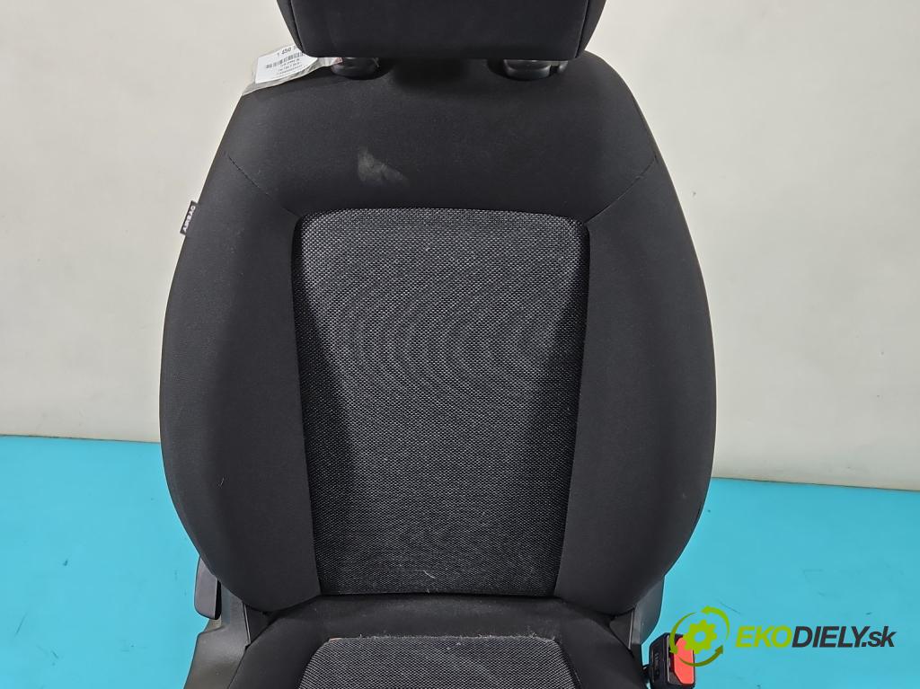Fiat Tipo II 2015- 1.4 16V 95 HP manual 70 kW 1368 cm3 5- Sedačka pravý  (Sedačka, sedadlo)