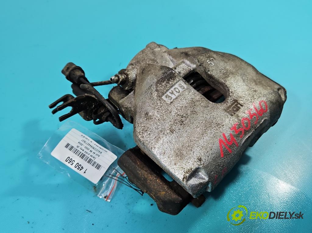 Audi A4 B6 2000-2004 2.0 FSI 150 HP manual 110 kW 1984 cm3 4- brzdič predné ľavý  (Kľučka dverí ostatné)