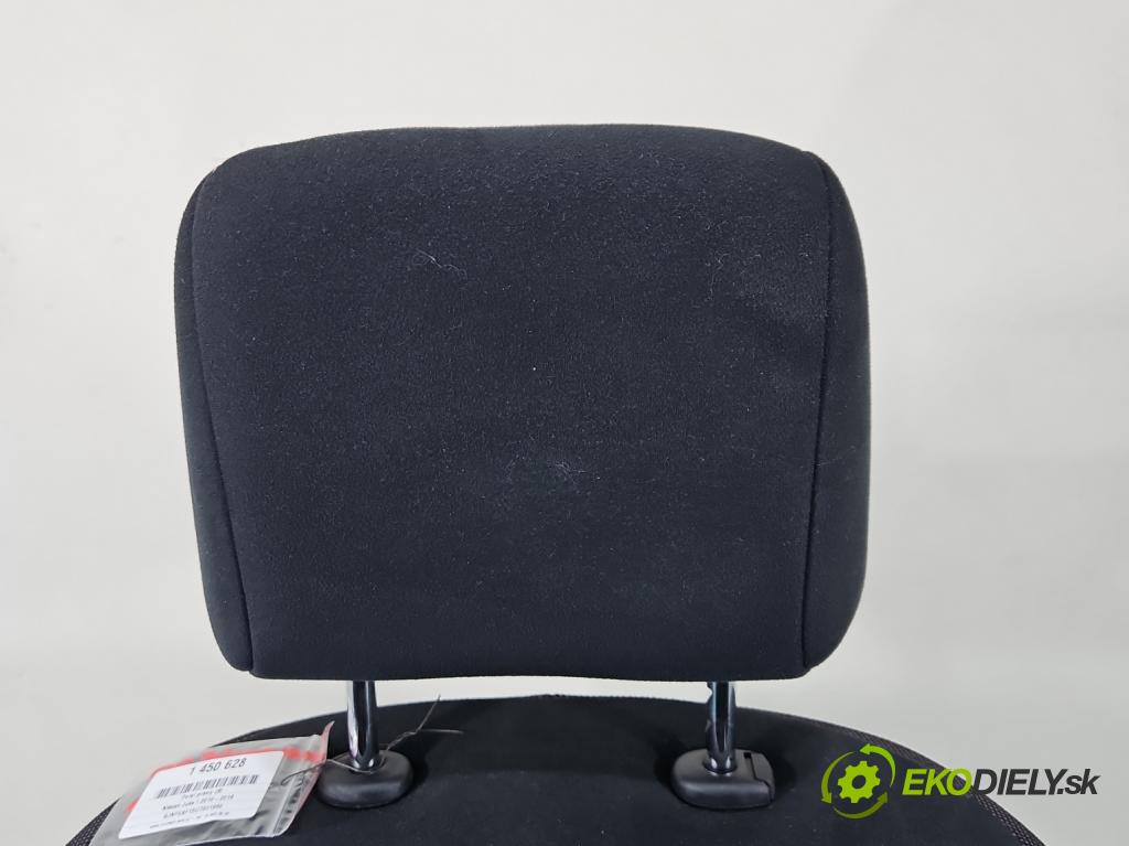 Nissan Juke I 2010-2019 1.2 T 116 HP manual 85 kW 1197 cm3 5- Sedačka pravý  (Sedačka, sedadlo)