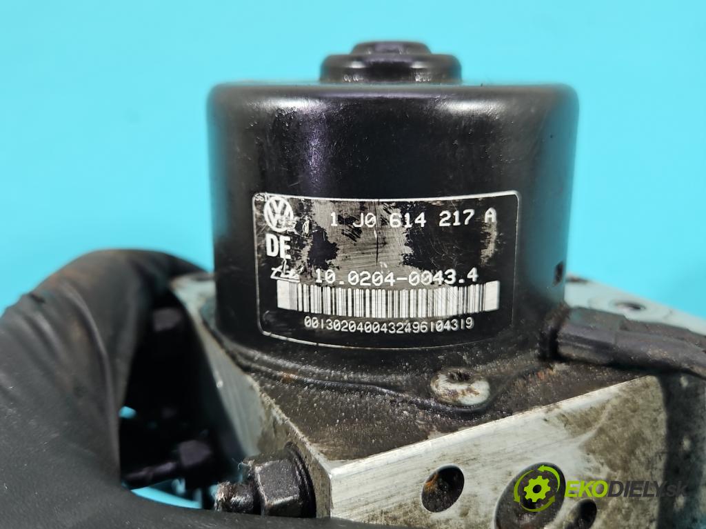 Audi A3 8L 1996-2003 1.8 20V 125 HP manual 92 kW 1781 cm3 3- čerpadlo abs 1J0907379G (Pumpa ABS)