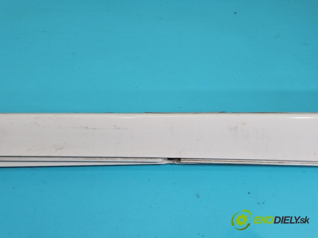 Bmw 5 F10 2010-2017 2.0d 218 hp automatic 160 kW 1995 cm3 5- lišta práh: pravé 7207094 (Prahová lišta)