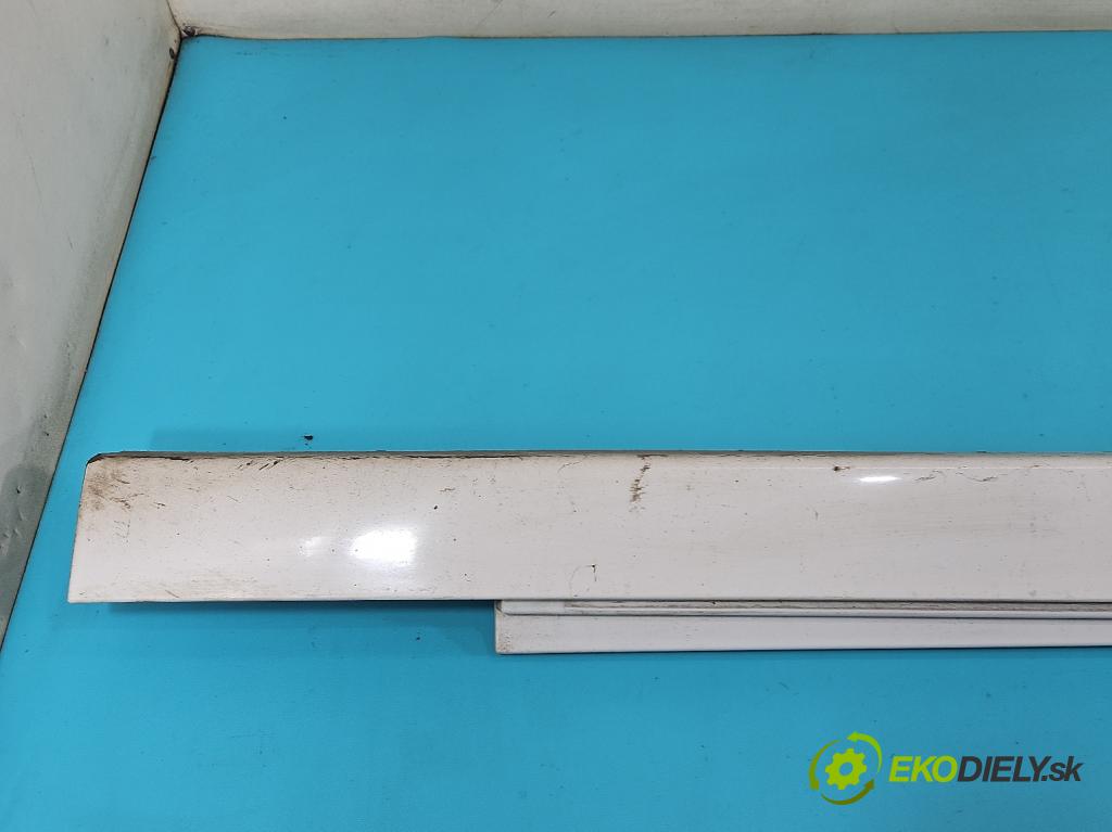 Bmw 5 F10 2010-2017 2.0d 218 hp automatic 160 kW 1995 cm3 5- lišta práh: pravé 7207094 (Prahová lišta)