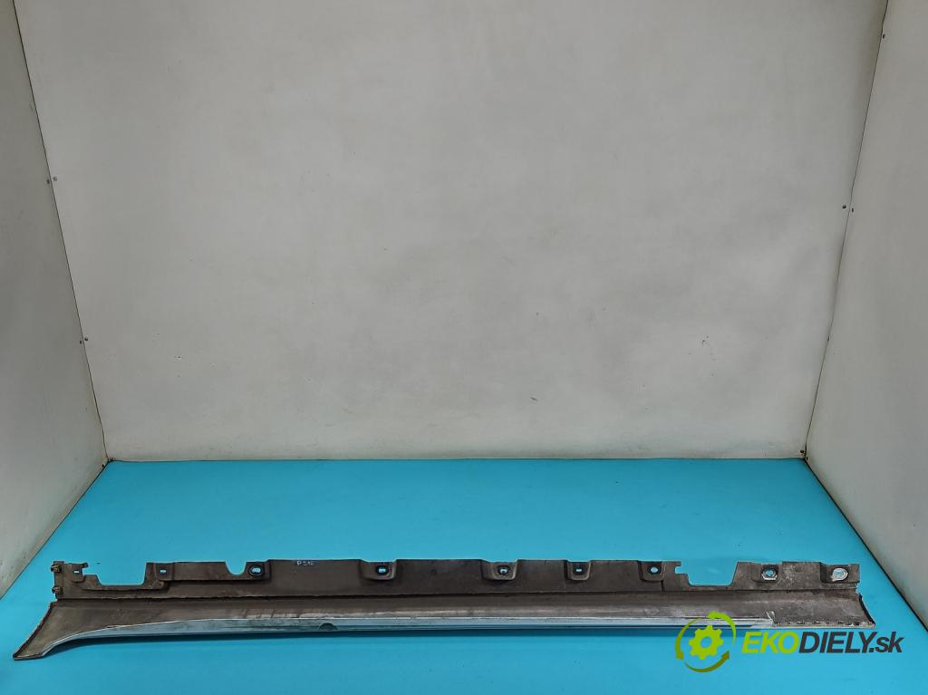 Bmw 5 F10 2010-2017 2.0d 218 hp automatic 160 kW 1995 cm3 5- lišta práh: pravé 7207094 (Prahová lišta)