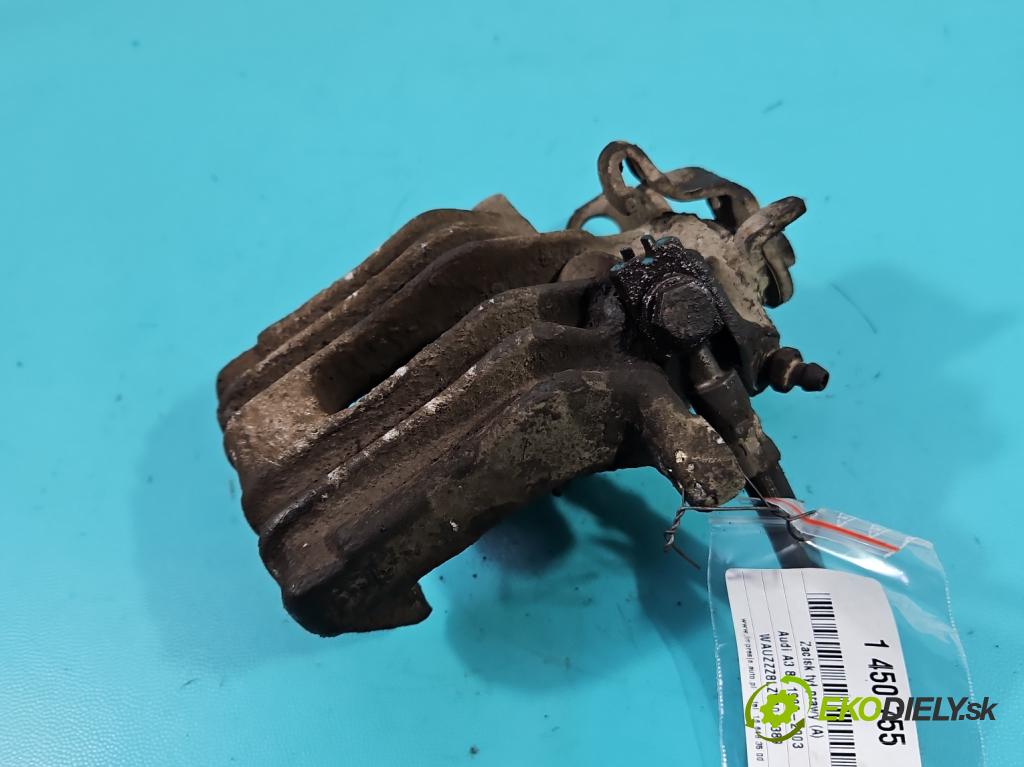 Audi A3 8L 1996-2003 1.8 20V 125 HP manual 92 kW 1781 cm3 3- brzdič zadné pravý  (Kľučka dverí ostatné)