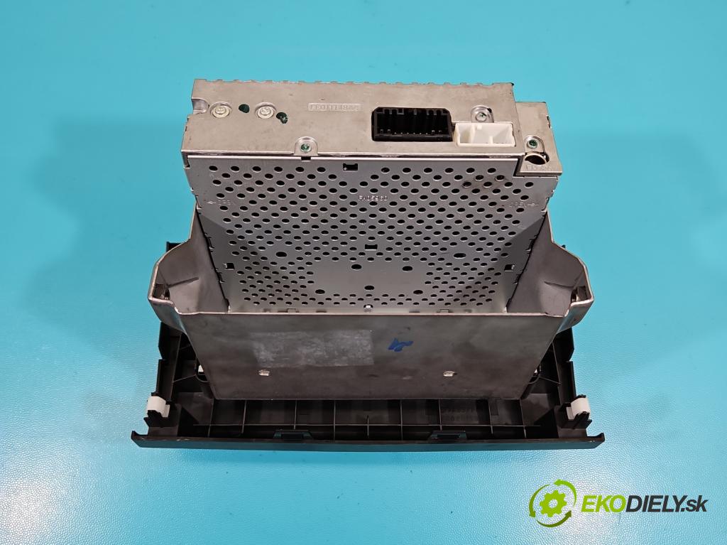 Suzuki Swift Mk6 2005-2010 1.6 16V 125 HP manual 92 kW 1586 cm3 3- Radio originál 39101-62J2