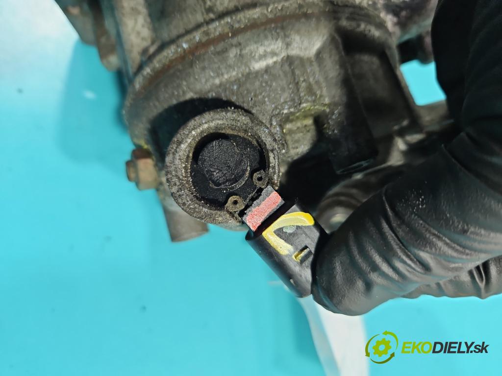 Skoda Karoq 2017- 1.5 TSI 150 HP automatic 110 kW 1498 cm3 5- Kompresor: klimatizácie 5Q0816803B (Kompresor klimatizácie)