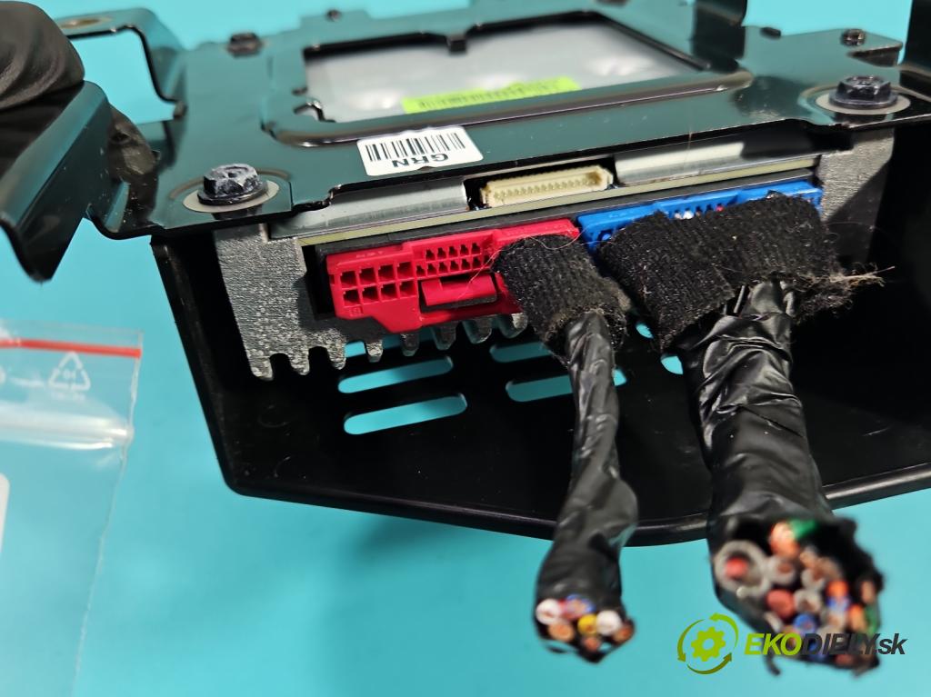 Hyundai Kona I 2017-2023 1.0 120 HP manual 88,3 kW 998 cm3 5- Zesilovač: 96370-J9000 (Zosilňovač)