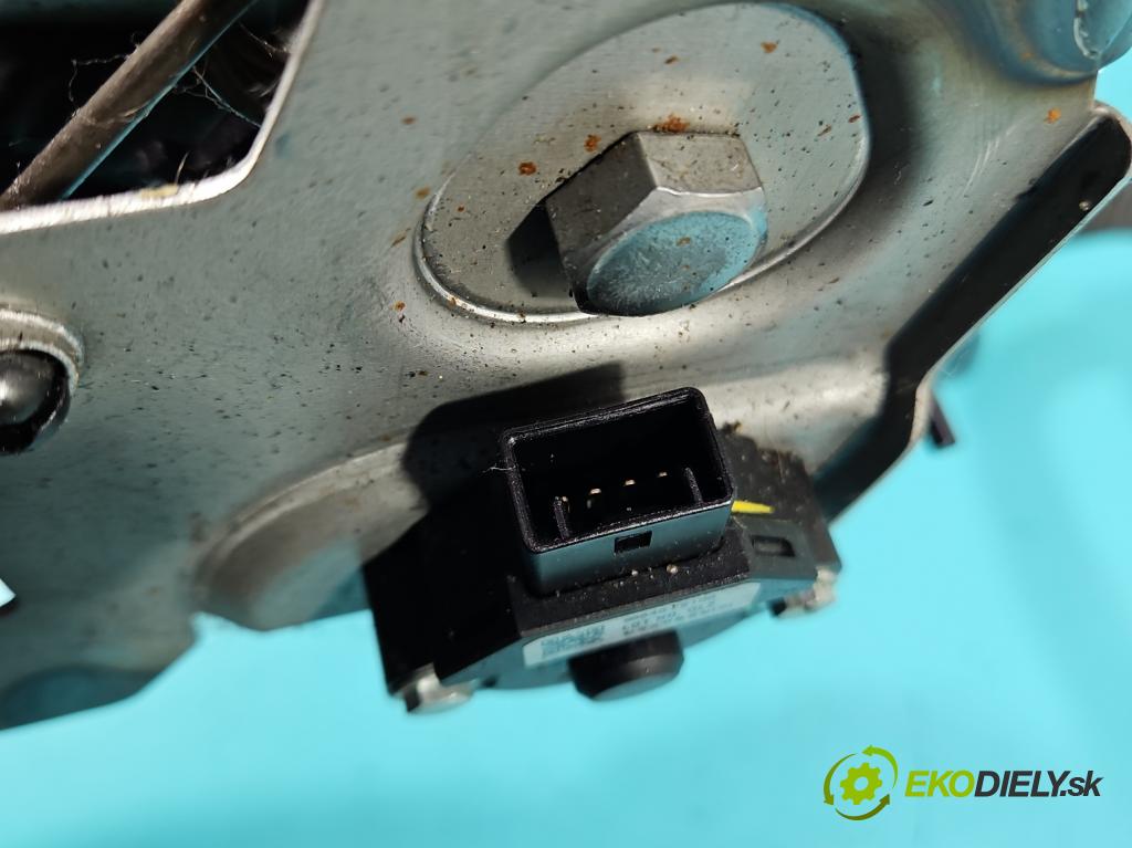 Hyundai Kona I 2017-2023 1.0 120 HP manual 88.3 kW 998 cm3 5- pedále ostatné 93840-F2100