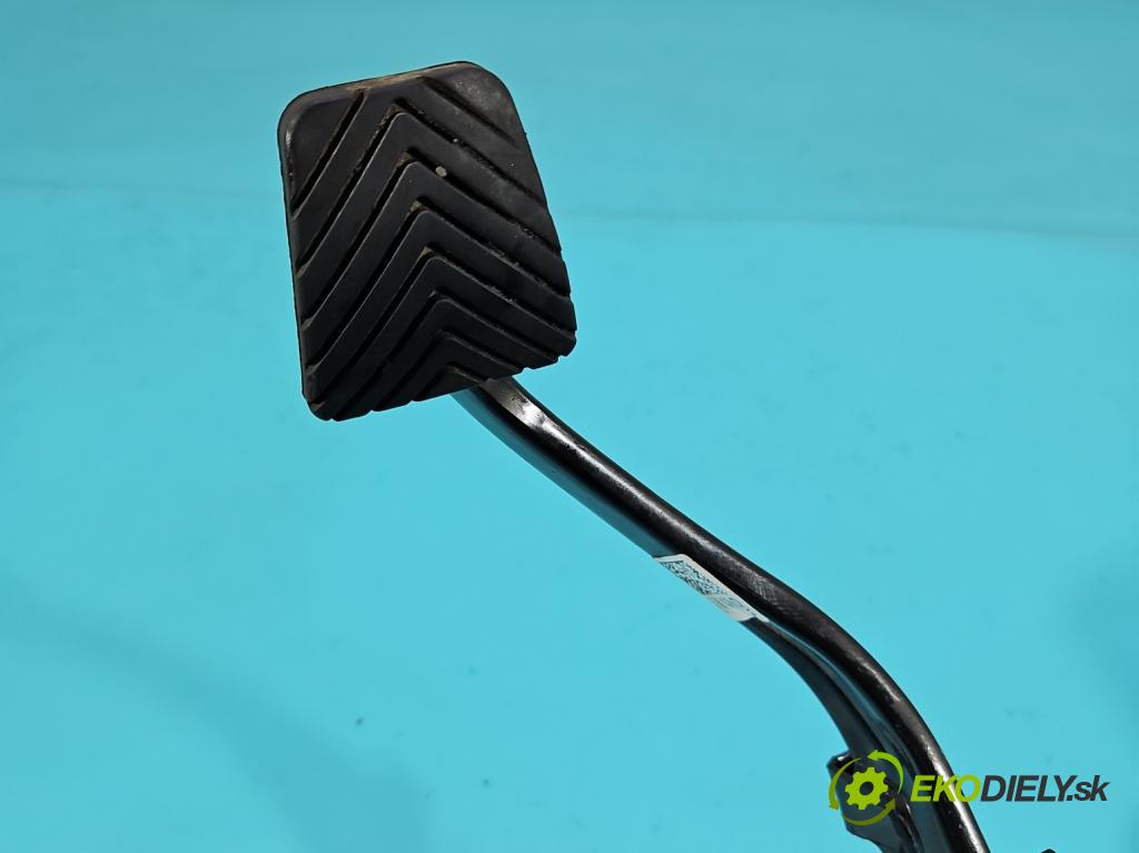 Hyundai Kona I 2017-2023 1.0 120 HP manual 88.3 kW 998 cm3 5- pedále ostatné 93840-F2100