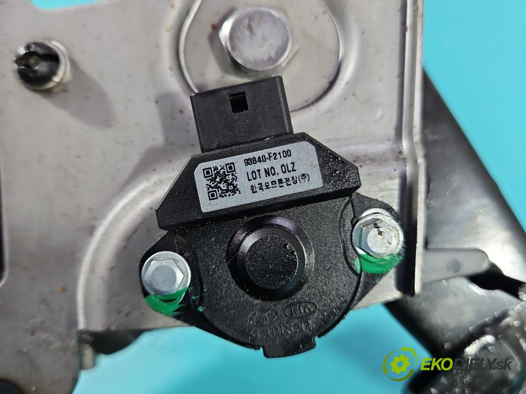 Hyundai Kona I 2017-2023 1.0 120 HP manual 88.3 kW 998 cm3 5- pedále ostatné 93840-F2100