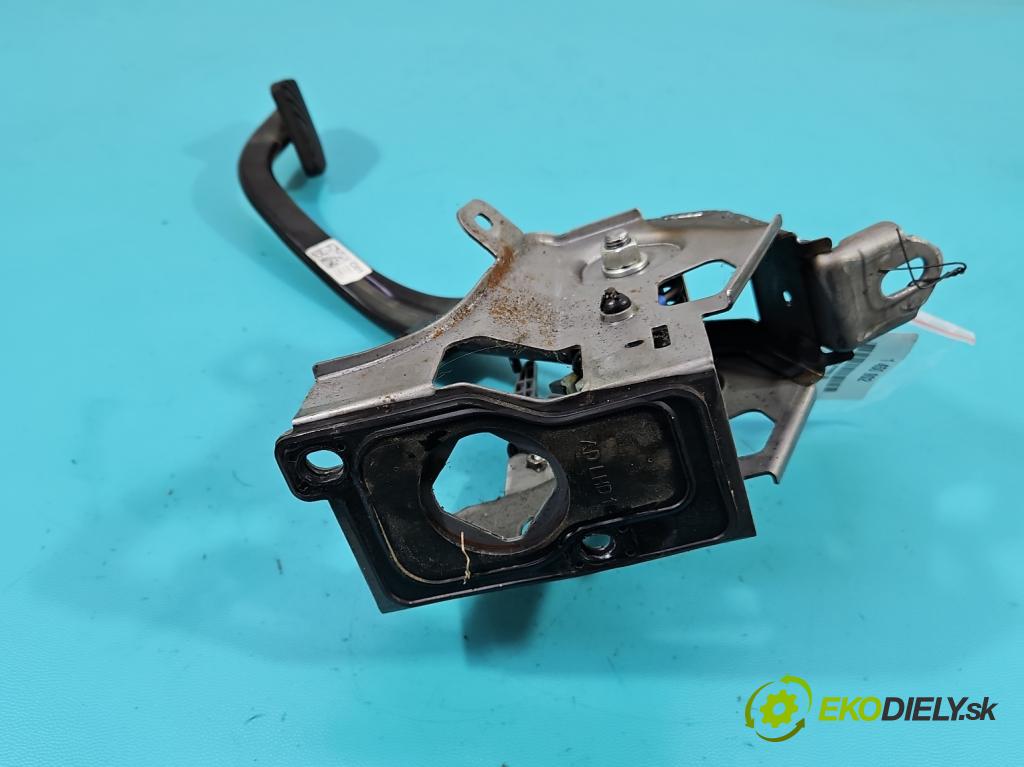 Hyundai Kona I 2017-2023 1.0 120 HP manual 88.3 kW 998 cm3 5- pedále ostatné 93840-F2100