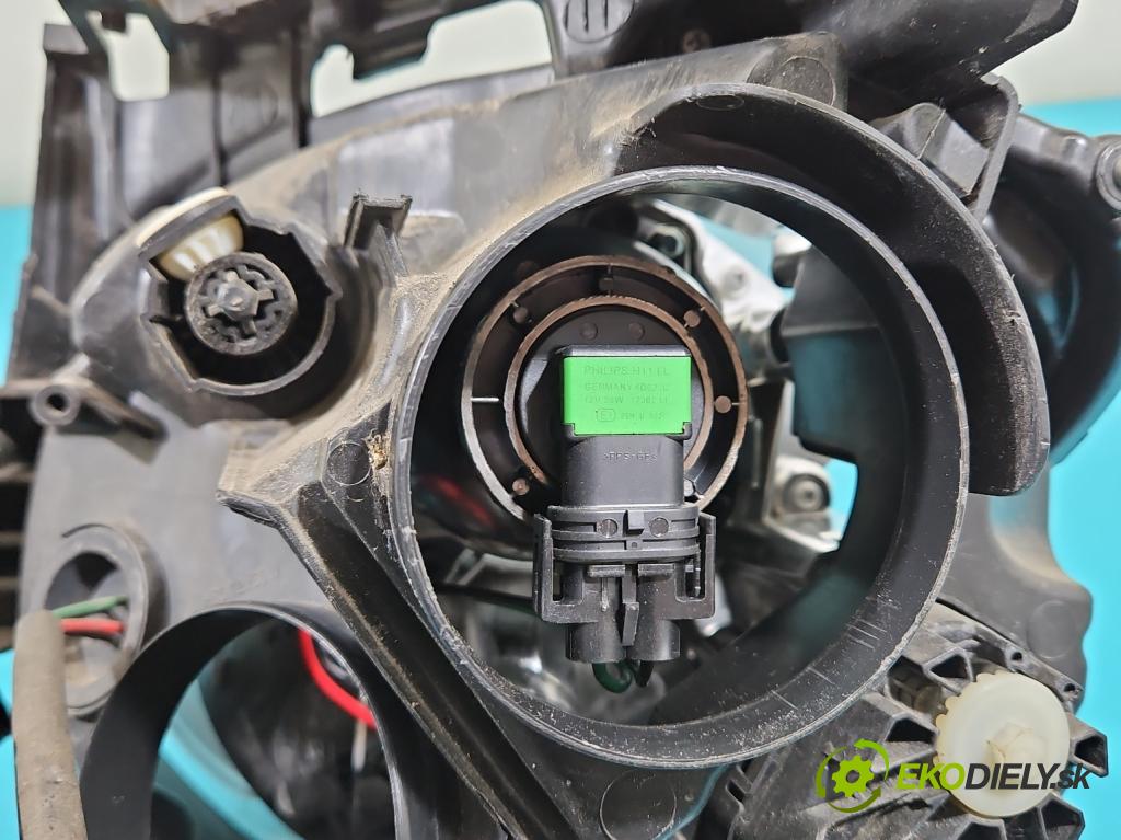 Nissan Juke I 2010-2019 1.2 T 116 HP manual 85 kW 1197 cm3 5- Reflektor: pravý  (Svetlo predné pravé)