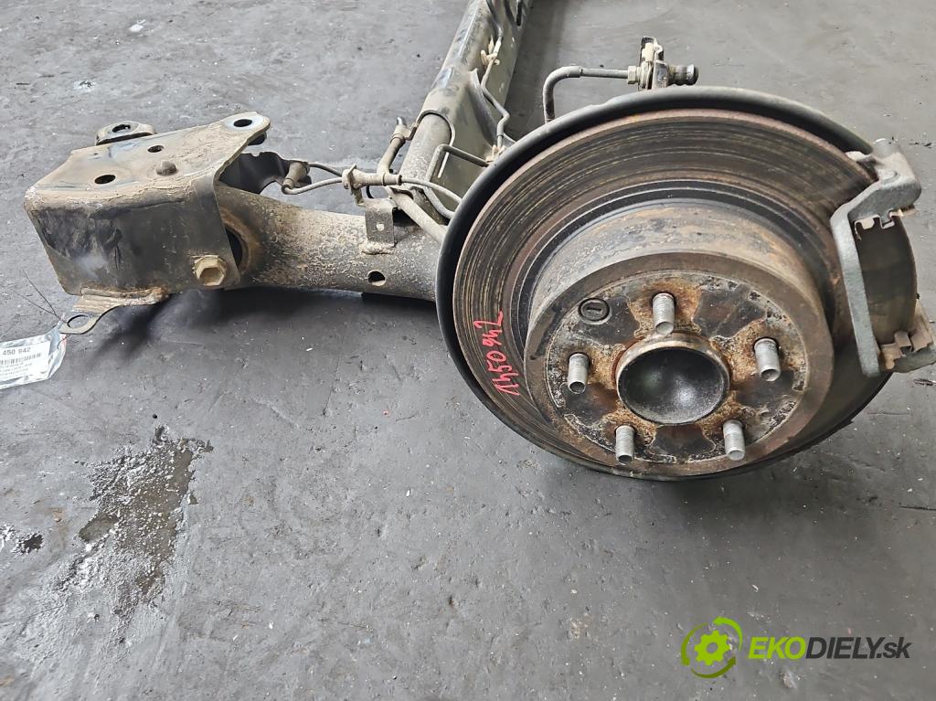 Nissan Juke I 2010-2019 1.2 T 116 hp manual 85 kW 1197 cm3 5- zadní výztuha  (Výztuhy zadní)