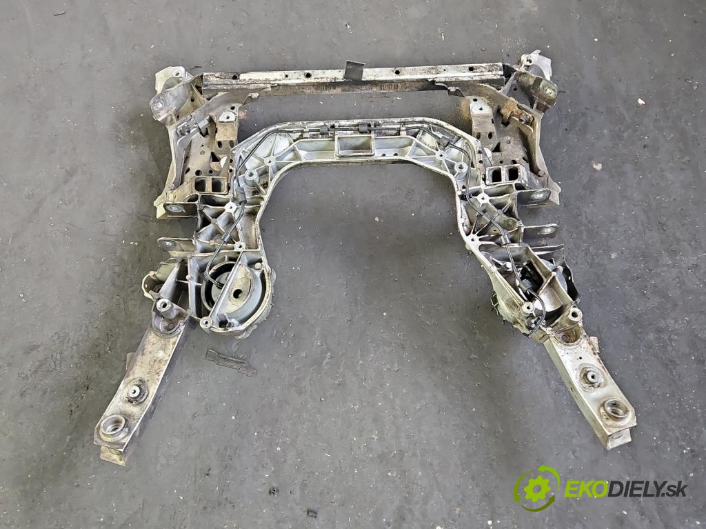 Bmw 5 F10 2010-2017 2.0d 218 HP automatic 160 kW 1995 cm3 5- výstuha motora
