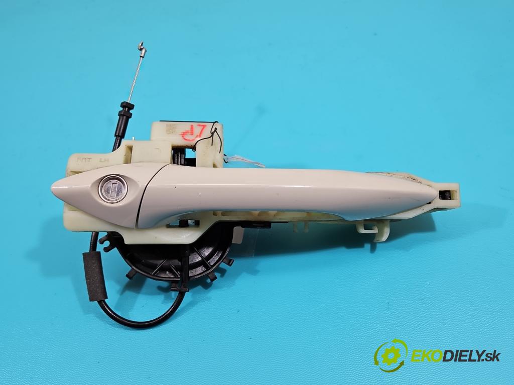 Hyundai Elantra V 2010-2016 1.6 GDI 132  HP manual 97 kW 1591 cm3 4- rukoväť predné ľavé mimo:  (Kľučka dverí vonkajšia predná ľavá)