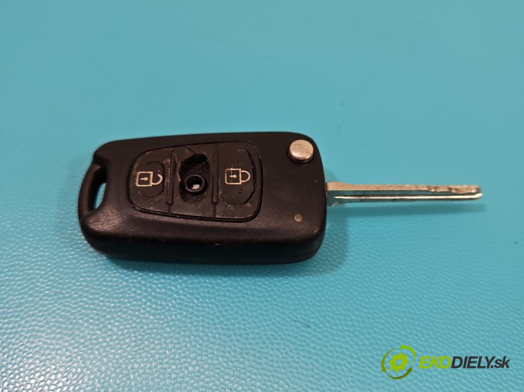 Hyundai Elantra V 2010-2016 1.6 GDI 132  HP manual 97 kW 1591 cm3 4- rukoväť predné ľavé mimo:  (Kľučka dverí vonkajšia predná ľavá)