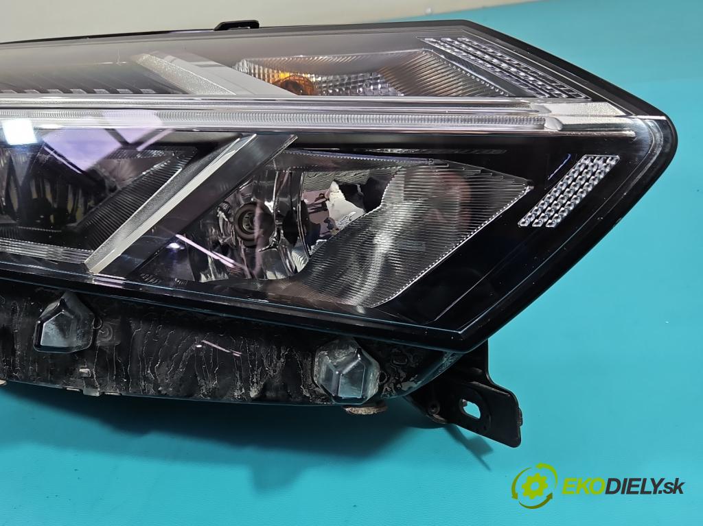 Dacia Sandero III 2020- 1.0 Tce 91 KM manual 67 kW 999 cm3 5- Reflektor: pravý 260104363R (Svetlo predné pravé)