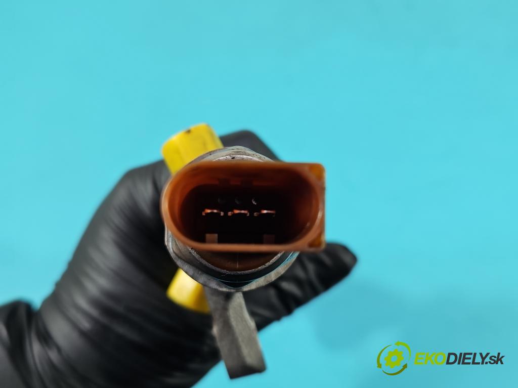 Vw Passat CC 2008-2016 2.0 tdi 140 HP automatic 103 kW 1968 cm3 4- lišta vstrekovacia 03L089N (Vstrekovacia lišta)