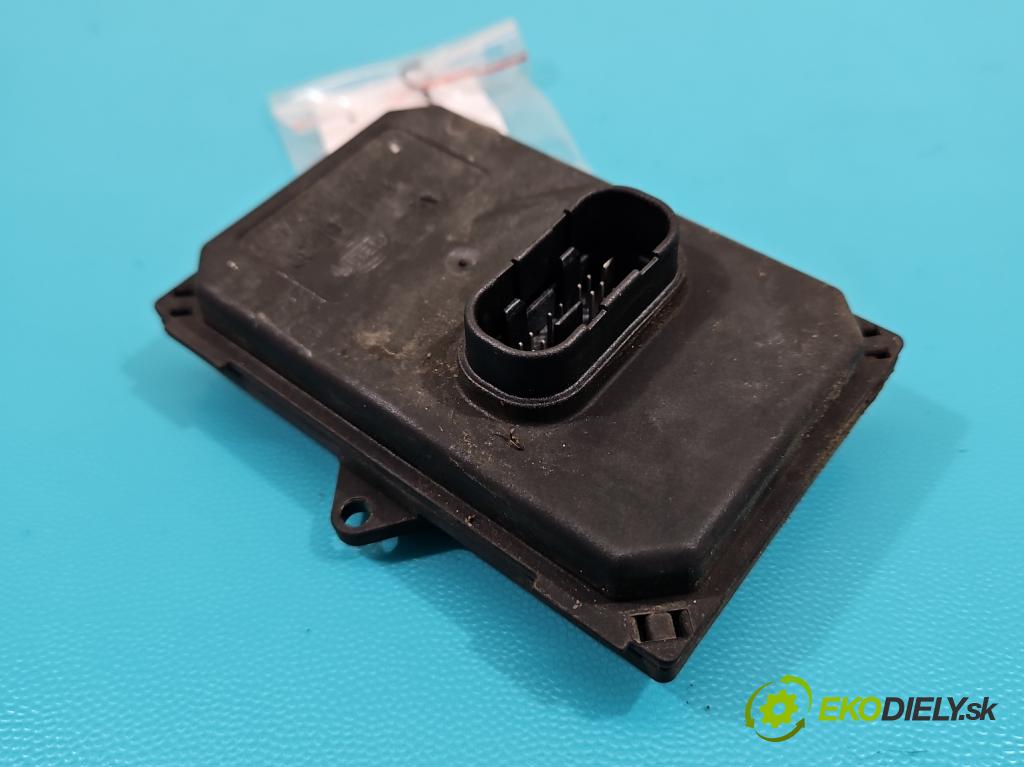 Skoda Superb II 2008-2015 2.0 tdi 170 HP automatic 125 kW 1968 cm3 5- střídač: xenon 8U0941329 (Riadiaca jednotka xenónu)