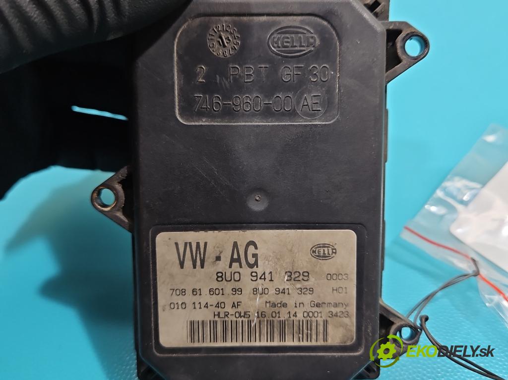 Skoda Superb II 2008-2015 2.0 tdi 170 HP automatic 125 kW 1968 cm3 5- střídač: xenon 8U0941329 (Riadiaca jednotka xenónu)