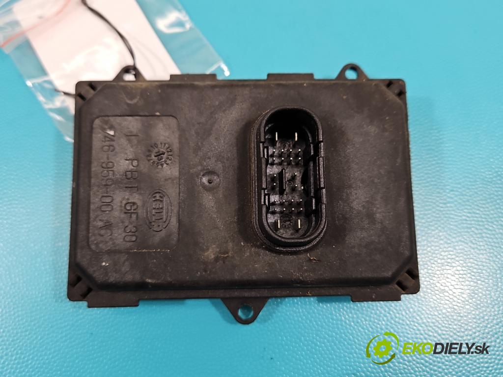 Skoda Superb II 2008-2015 2.0 tdi 170 HP automatic 125 kW 1968 cm3 5- střídač: xenon 8U0941329 (Riadiaca jednotka xenónu)