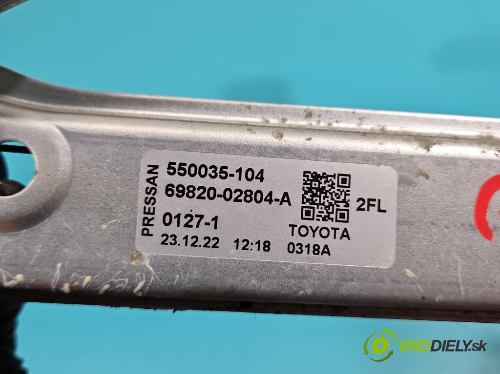 Toyota Corolla E21 2019- 1.8 16V 98 hp automatic 72 kW 1798 cm3 4- mechanismus stahování přední levý 550035-104