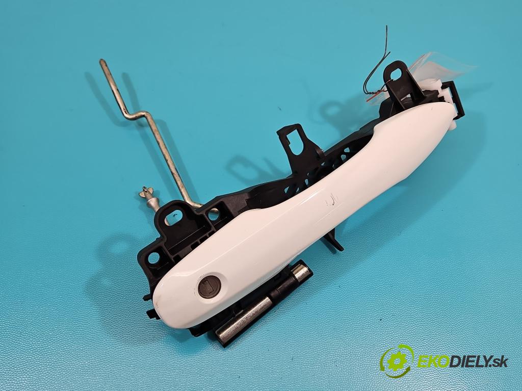 Toyota Corolla E21 2019- 1.8 16V 98 HP automatic 72 kW 1798 cm3 4- rukoväť predné ľavé mimo:  (Kľučka dverí vonkajšia predná ľavá)