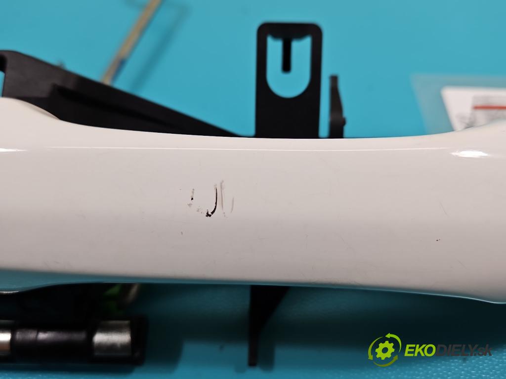 Toyota Corolla E21 2019- 1.8 16V 98 HP automatic 72 kW 1798 cm3 4- rukoväť predné ľavé mimo:  (Kľučka dverí vonkajšia predná ľavá)