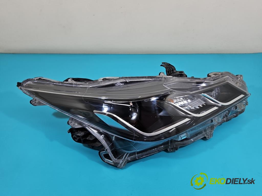 Toyota Corolla E21 2019- 1.8 16V 98 HP automatic 72 kW 1798 cm3 4- Reflektor: pravý  (Svetlo predné pravé)