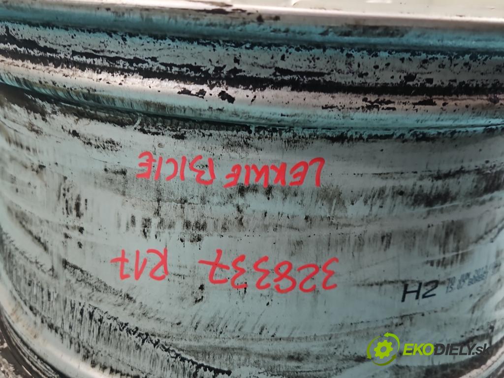 Vw Passat CC 2008-2016 2.0 tdi 140 HP automatic 103 kW 1968 cm3 4- Felga hliník: 17" komplet