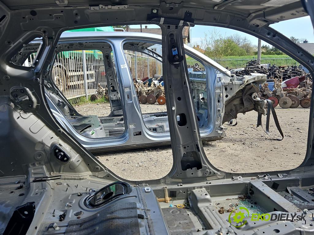 Hyundai Kona I 2017-2023 1.0 120 hp manual 88,3 kW 998 cm3 5- práh levý  (Ostatní)