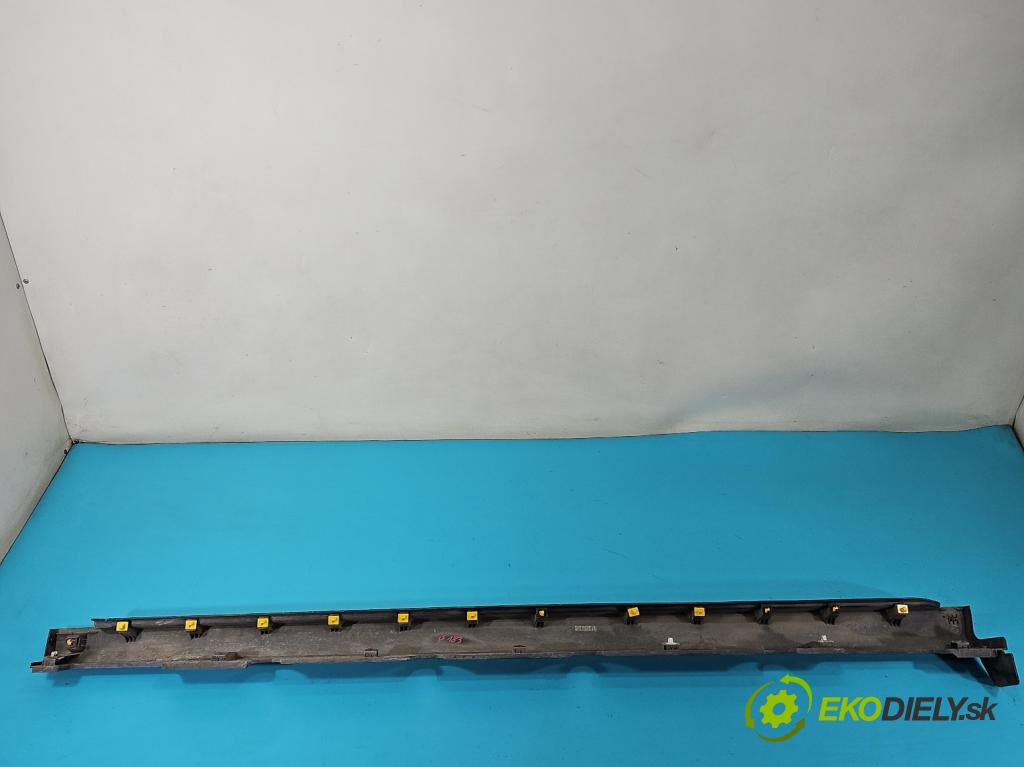 Hyundai Kona I 2017-2023 1.0 120 hp manual 88,3 kW 998 cm3 5- lišta práh: pravé 87752-J9500 (Prahová lišta)