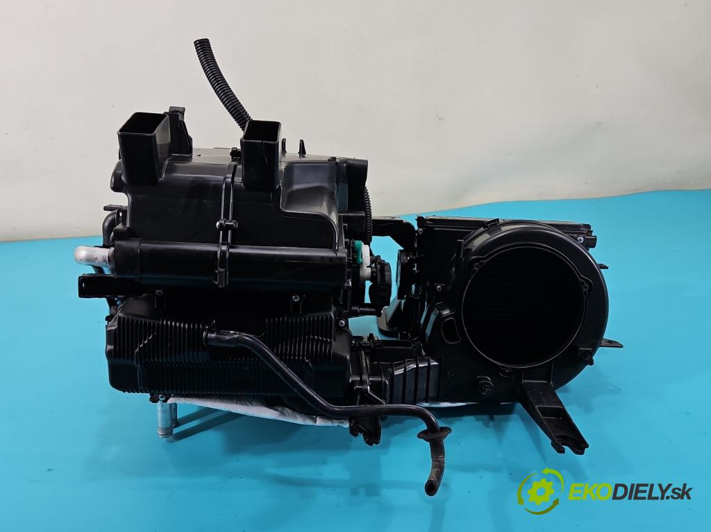 Hyundai Kona I 2017-2023 1.0 120 hp manual 88,3 kW 998 cm3 5- radiátor  (Radiátory topení)