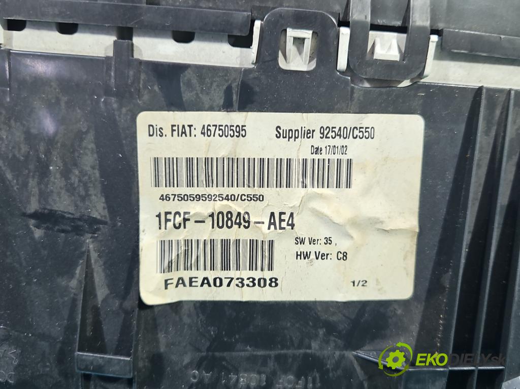 Fiat Stilo 1.2 16V 80 HP manual 59 kW 1242 cm3 5- prístrojovka/ budíky 46750595 (Prístrojová doska)