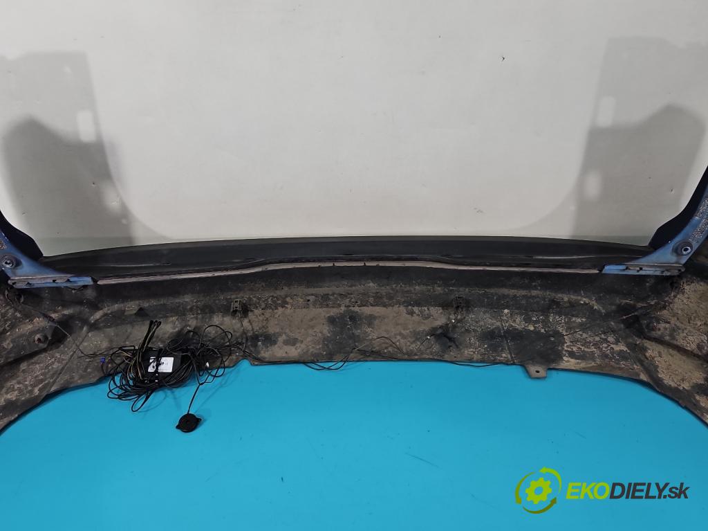 Ford Focus Mk3 2010-2018 1.6 tdci 95 hp manual 70 kW 1560 cm3 5- nárazník zadní  (Ostatné)