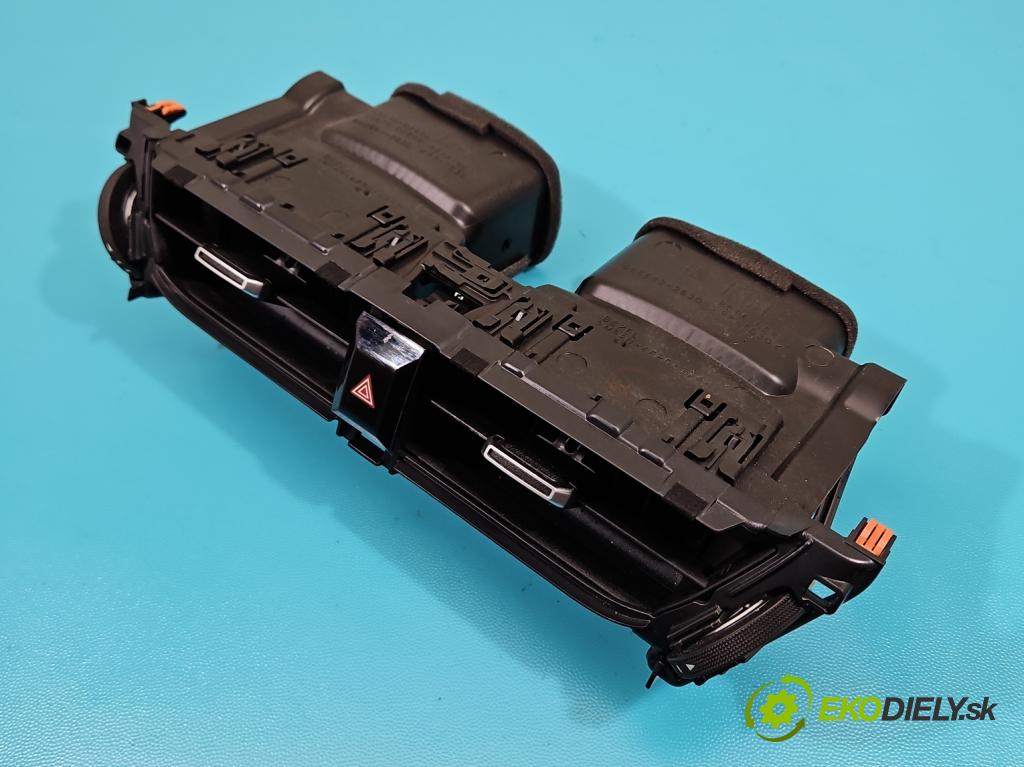 Toyota Corolla E21 2019- 1.8 16V 98 HP automatic 72 kW 1798 cm3 4- Mřížka: kúrenia stredová 55670-02830 (Mriežka kúrenia (fukár))