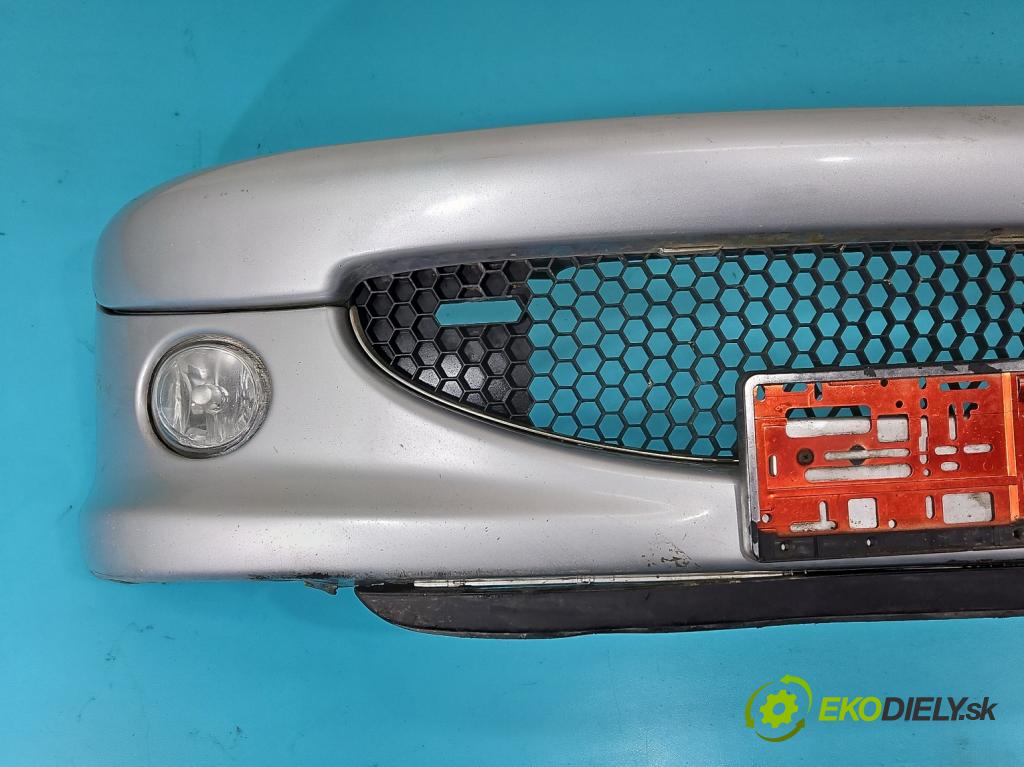 Peugeot 206 1.6 16V 109 hp automatic 80 kW 1587 cm3 5- nárazník přední  (Ostatné)
