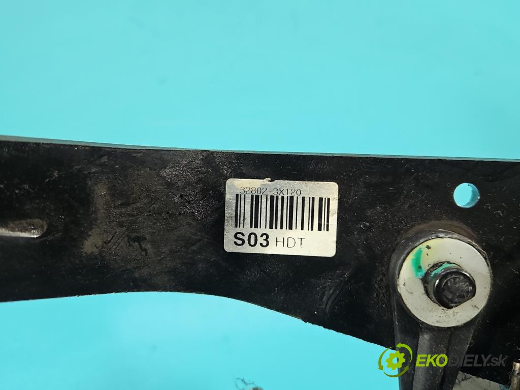 Hyundai Elantra V 2010-2016 1.6 GDI 132  HP manual 97 kW 1591 cm3 4- pedále ostatné 32802-3X120