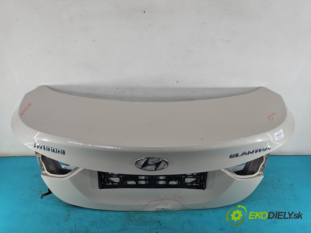 Hyundai Elantra V 2010-2016 1.6 GDI 132 hp manual 97 kW 1591 cm3 4- zadní kufrové dveře  (Zadní kapoty)