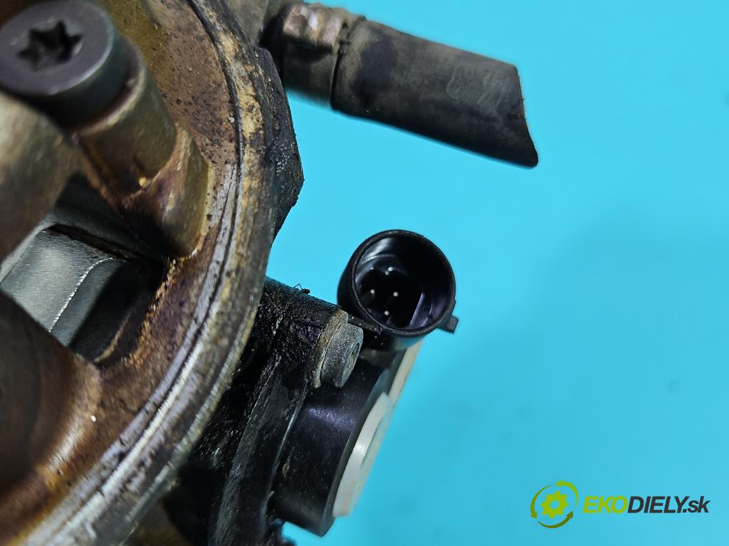 Opel Corsa B 1993-1999 1.4 60 hp automatic 44 kW 1389 cm3 3- karburátor  (Karburátory)