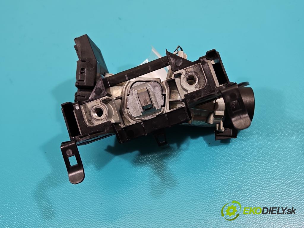 Skoda Fabia III 2014- 2021 1.4 tdi 90 HP manual 66 kW 1422 cm3 5- Spínačka 1K0905851 (Spínacia skrinka)