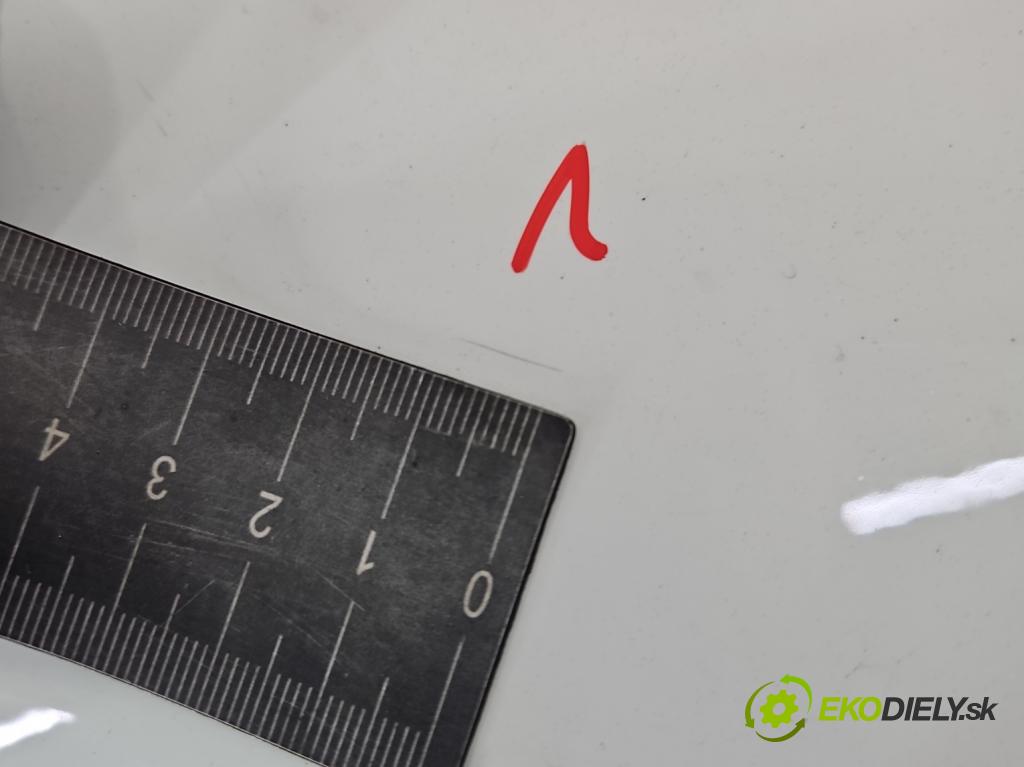 Toyota Corolla E21 2019- 1.8 16V 98 HP automatic 72 kW 1798 cm3 4- zadna kufor  (Kapota zadná (kufor))