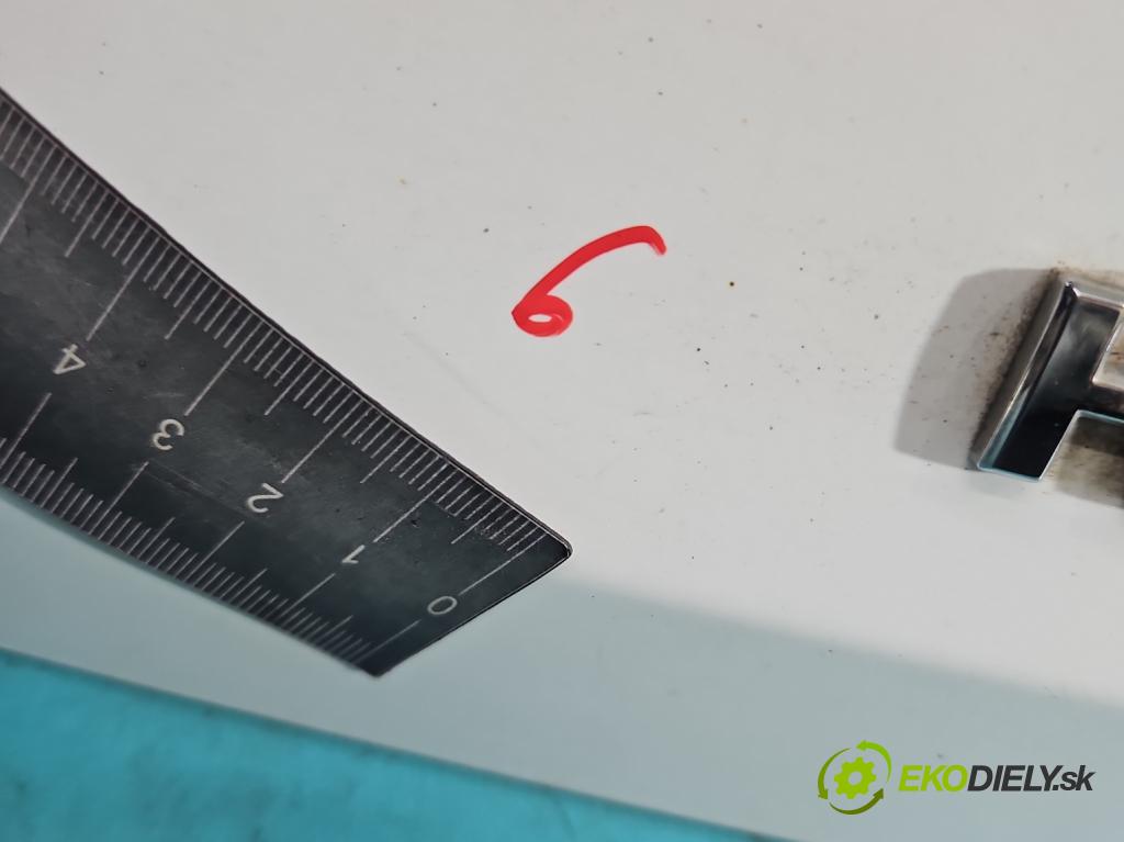 Toyota Corolla E21 2019- 1.8 16V 98 HP automatic 72 kW 1798 cm3 4- zadna kufor  (Kapota zadná (kufor))