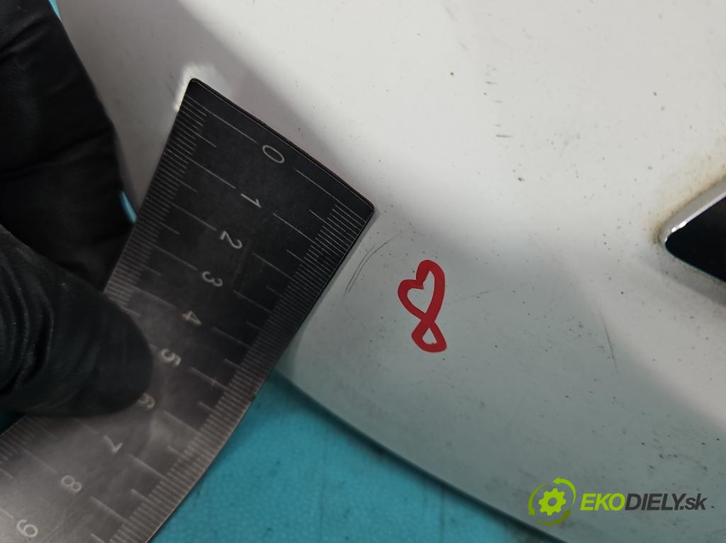 Toyota Corolla E21 2019- 1.8 16V 98 HP automatic 72 kW 1798 cm3 4- zadna kufor  (Kapota zadná (kufor))