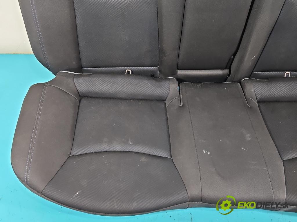 Hyundai Elantra V 2010-2016 1.6 GDI 132  HP manual 97 kW 1591 cm3 4- Pohovka: zadné  (Sedadlo)